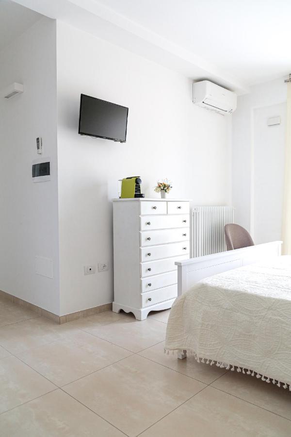 Casa Clementina Rooms Vista Mare Porto Cesareo Zewnętrze zdjęcie